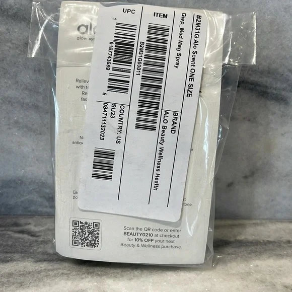 ALO Yoga glow system, magnesium reset spray. 1.7 fl oz. - Picture 2 of 3